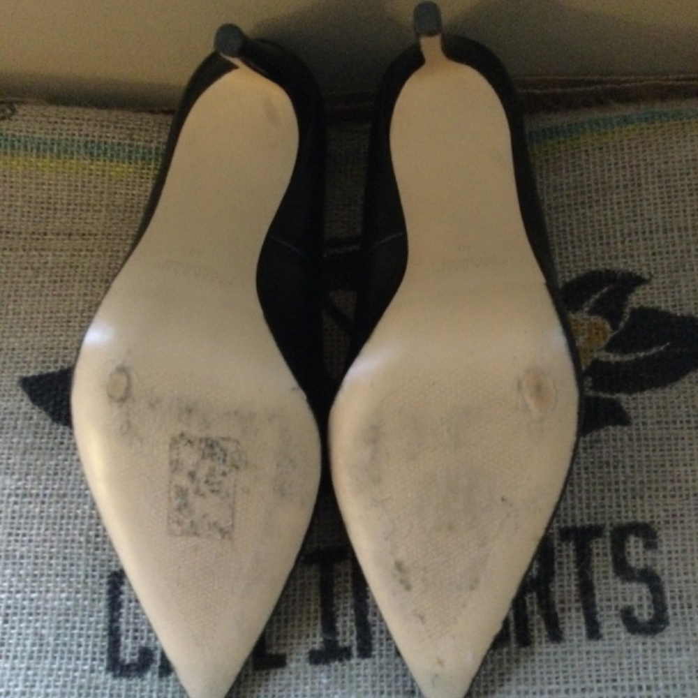 Pumps - Picture 2 of 2